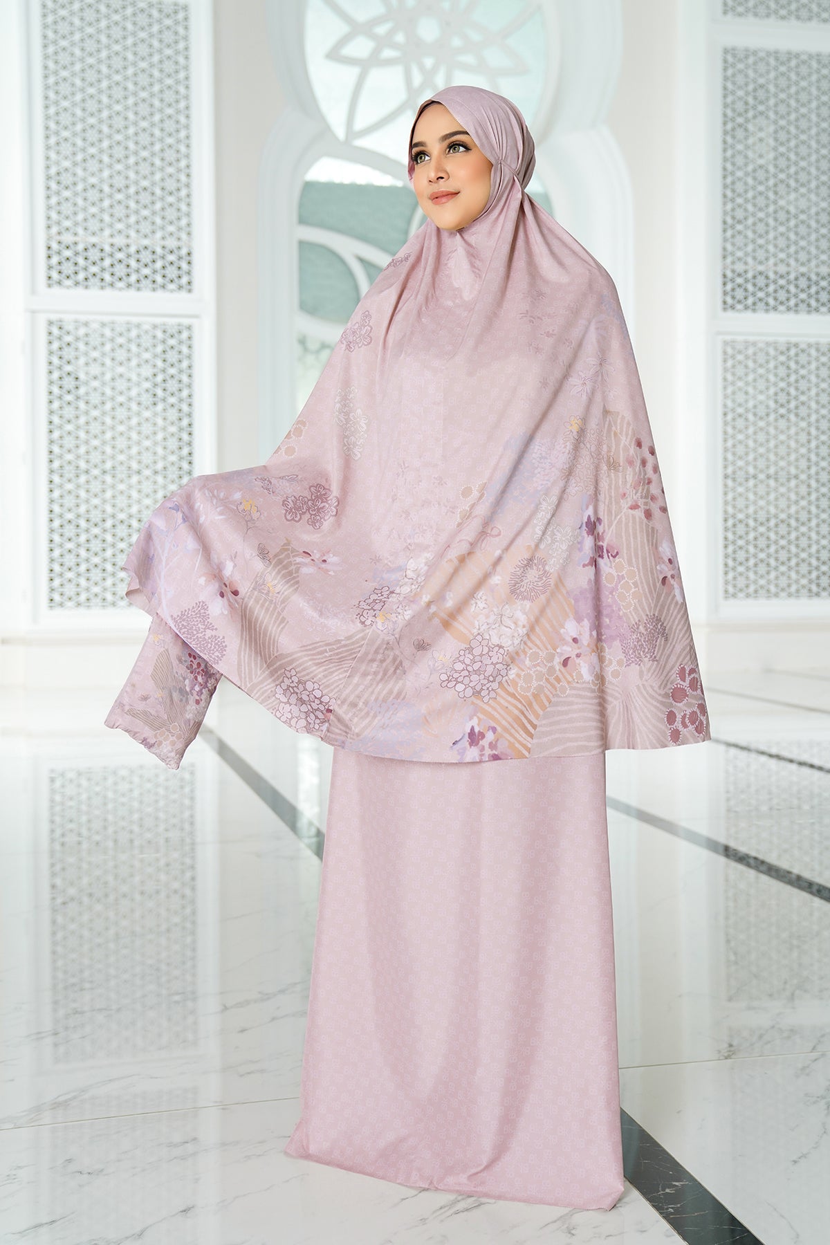 Kimmonia Prayer Robe - Blush