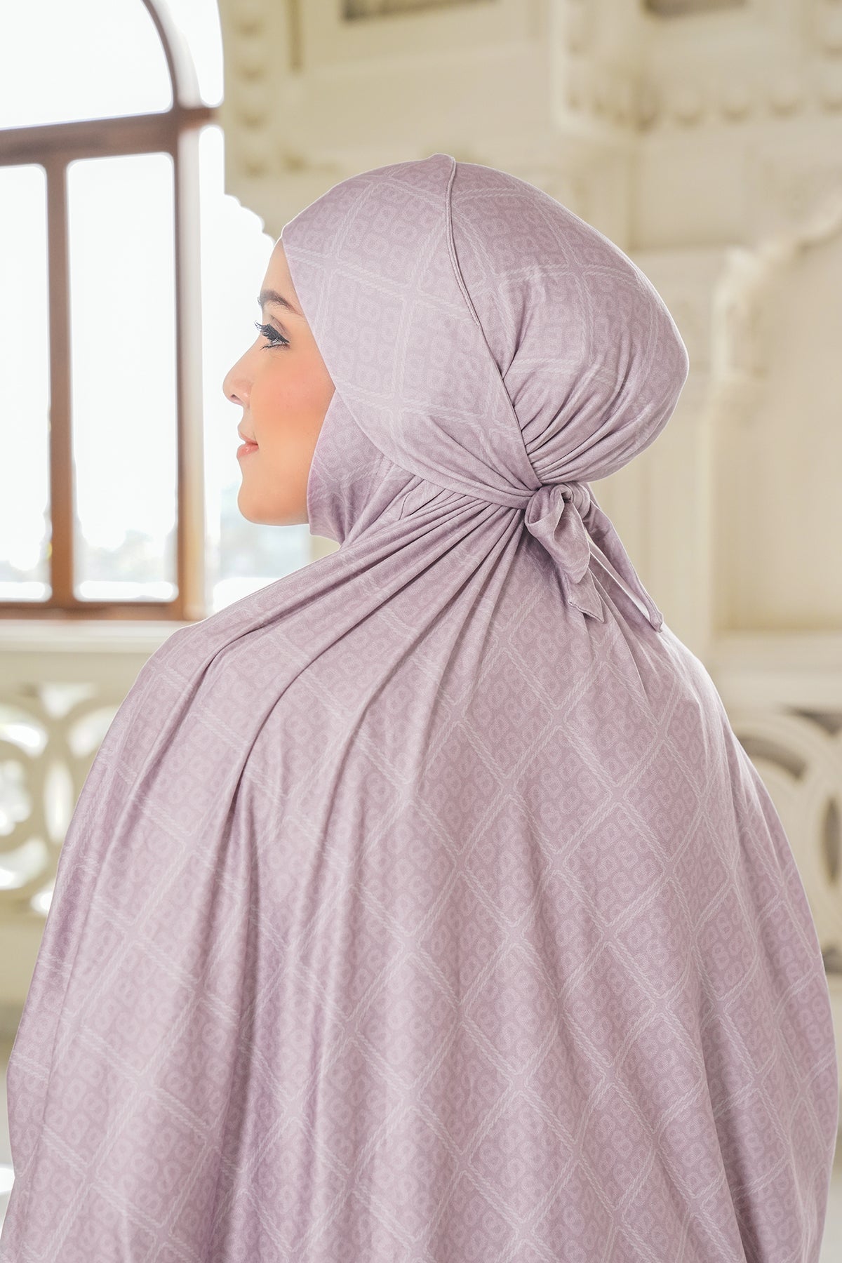 Lacorde Prayer Robe - Mauve