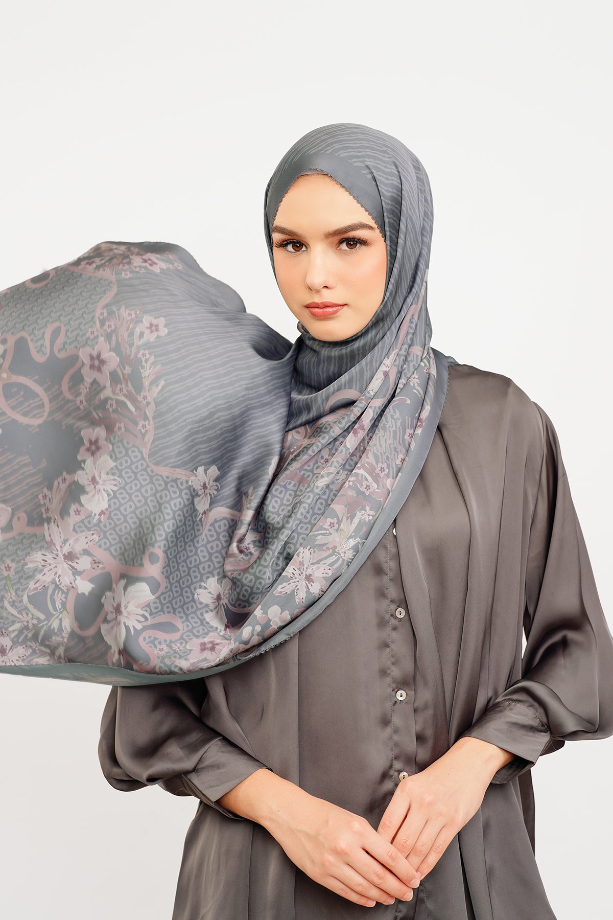 Paradiso Satin Shawl - Wurzel – Buttonscarves