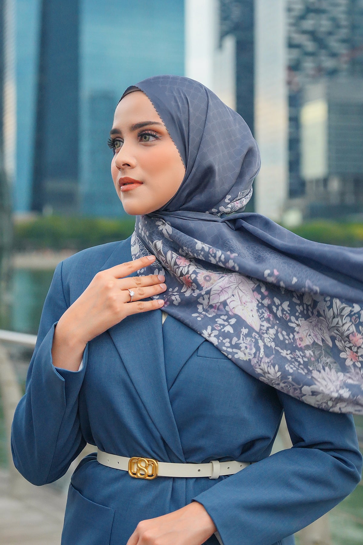 Singapore Satin Shawl - Waterfall