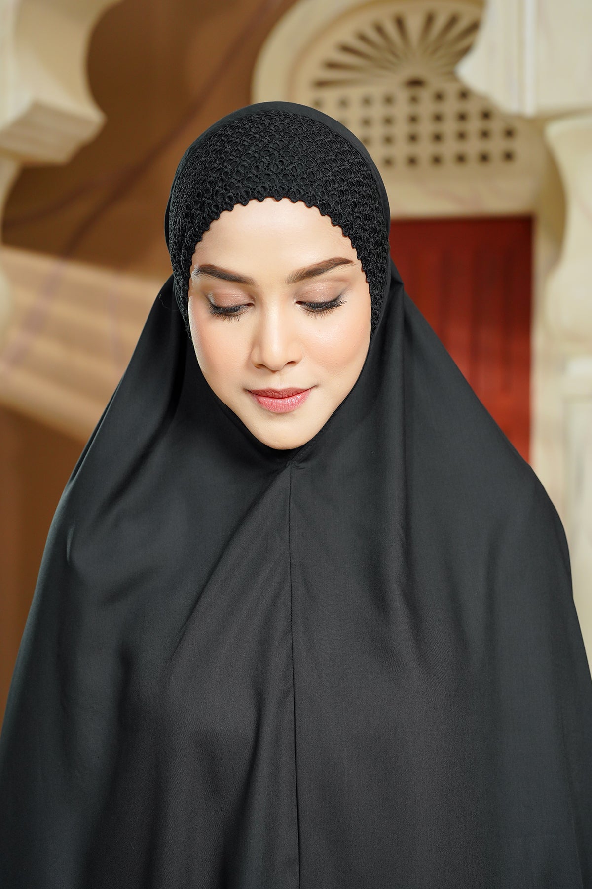 Ultra Fine Lace Prayer Robe - Black