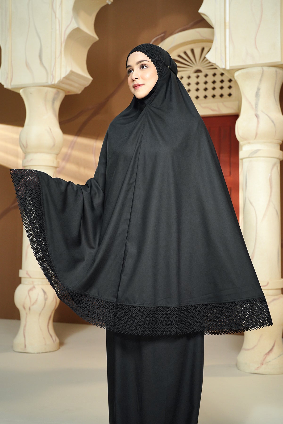 Ultra Fine Lace Prayer Robe - Black