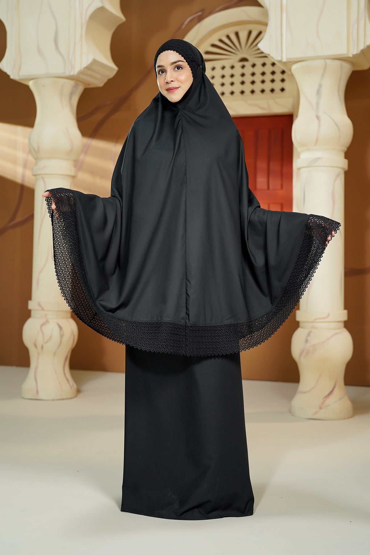 Ultra Fine Lace Prayer Robe - Black