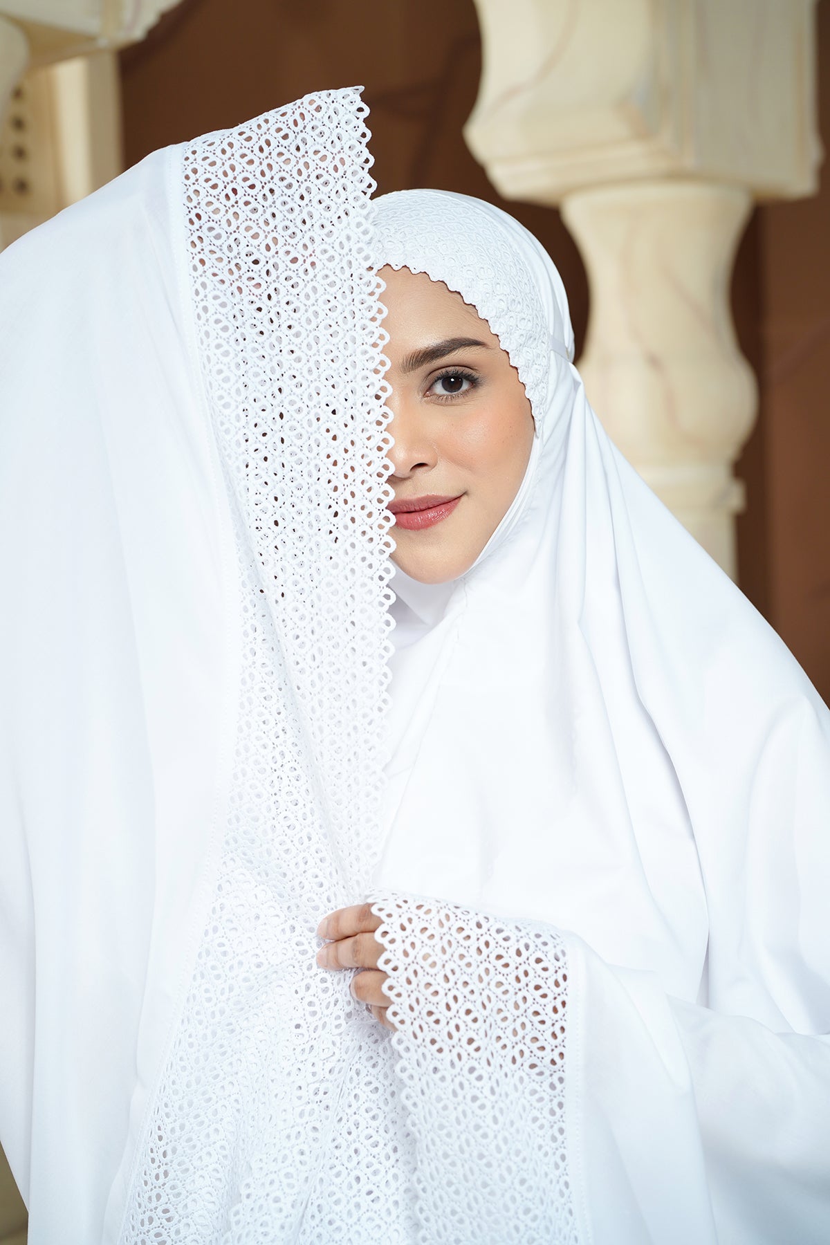 Ultra Fine Lace Prayer Robe - White