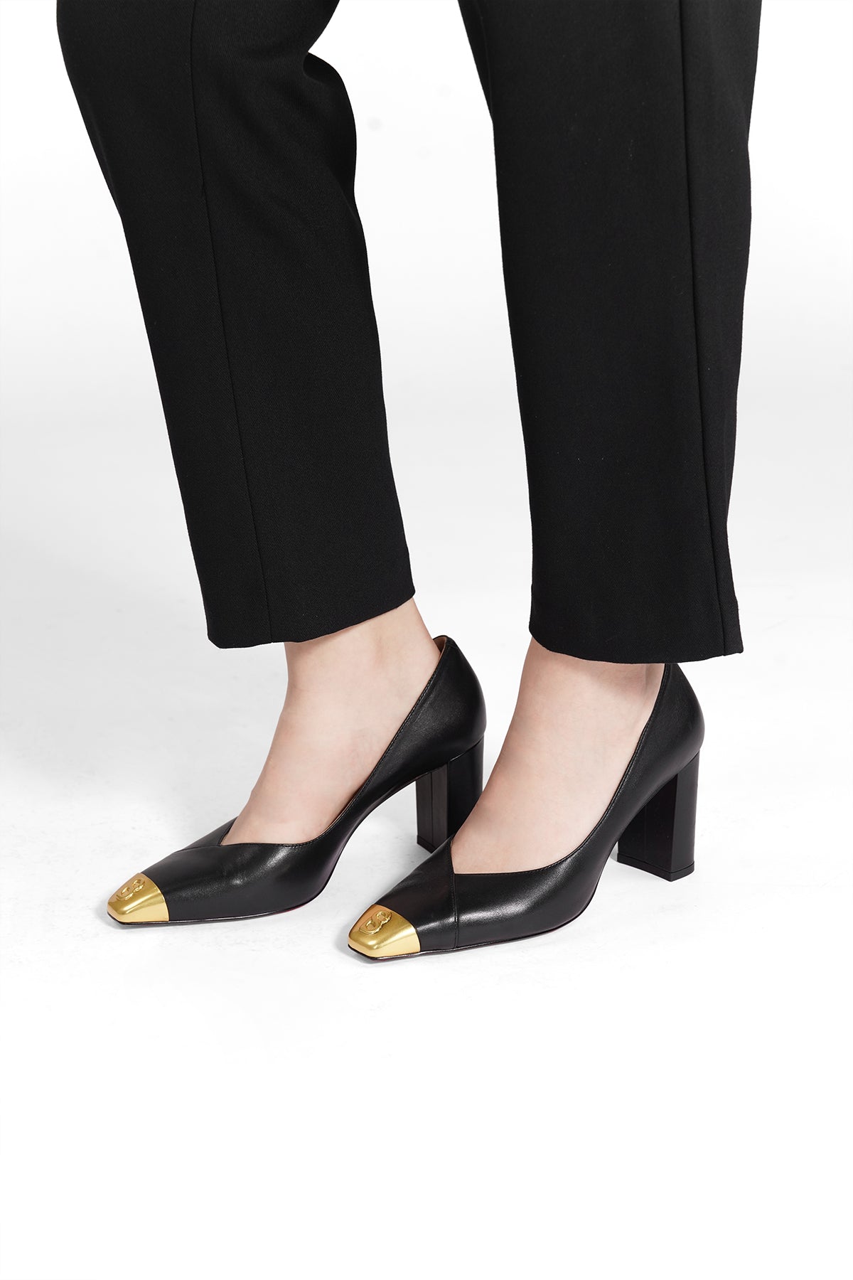 Fioni Heel Pumps - Black