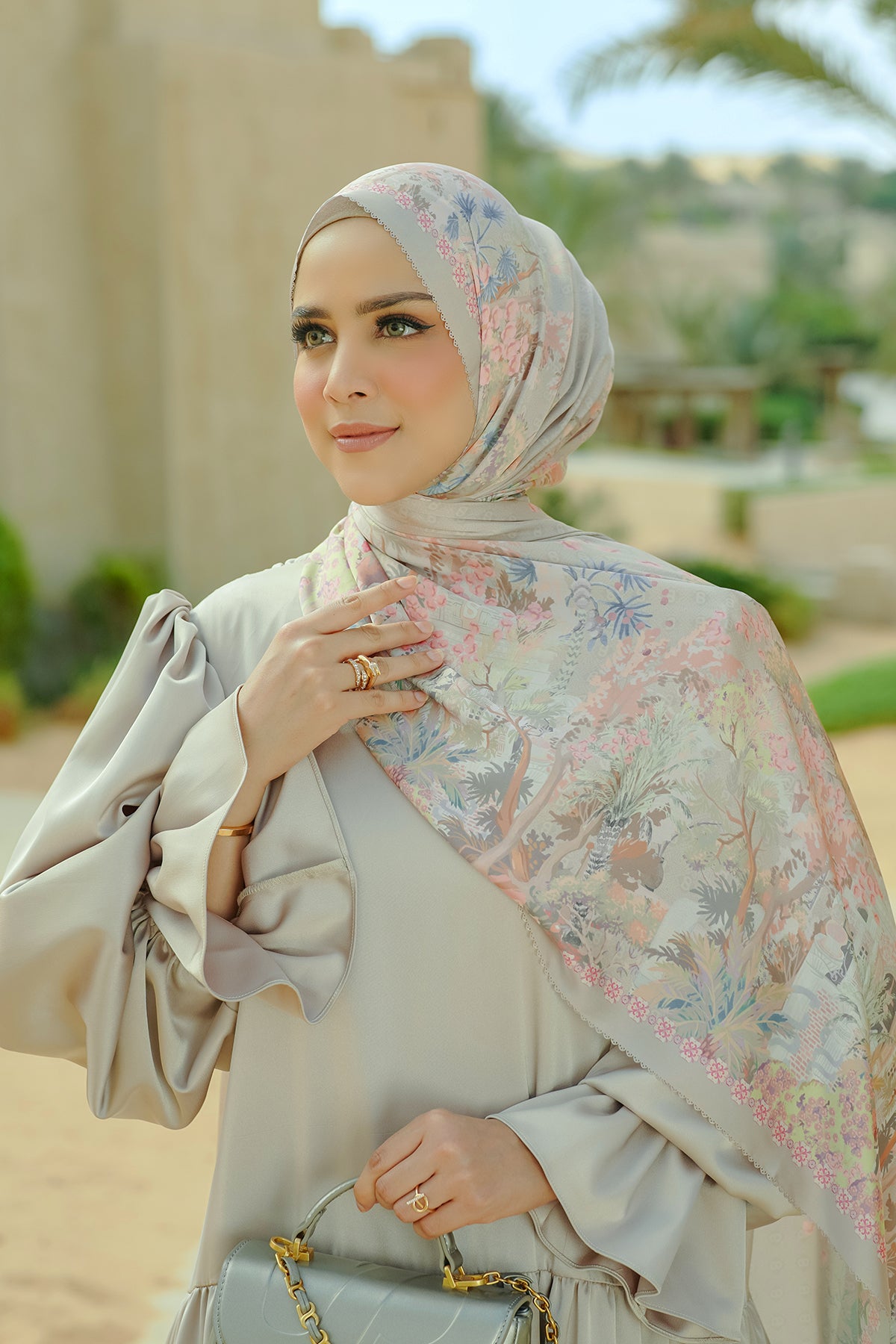 Al Qasr Satin Shawl - Pottery