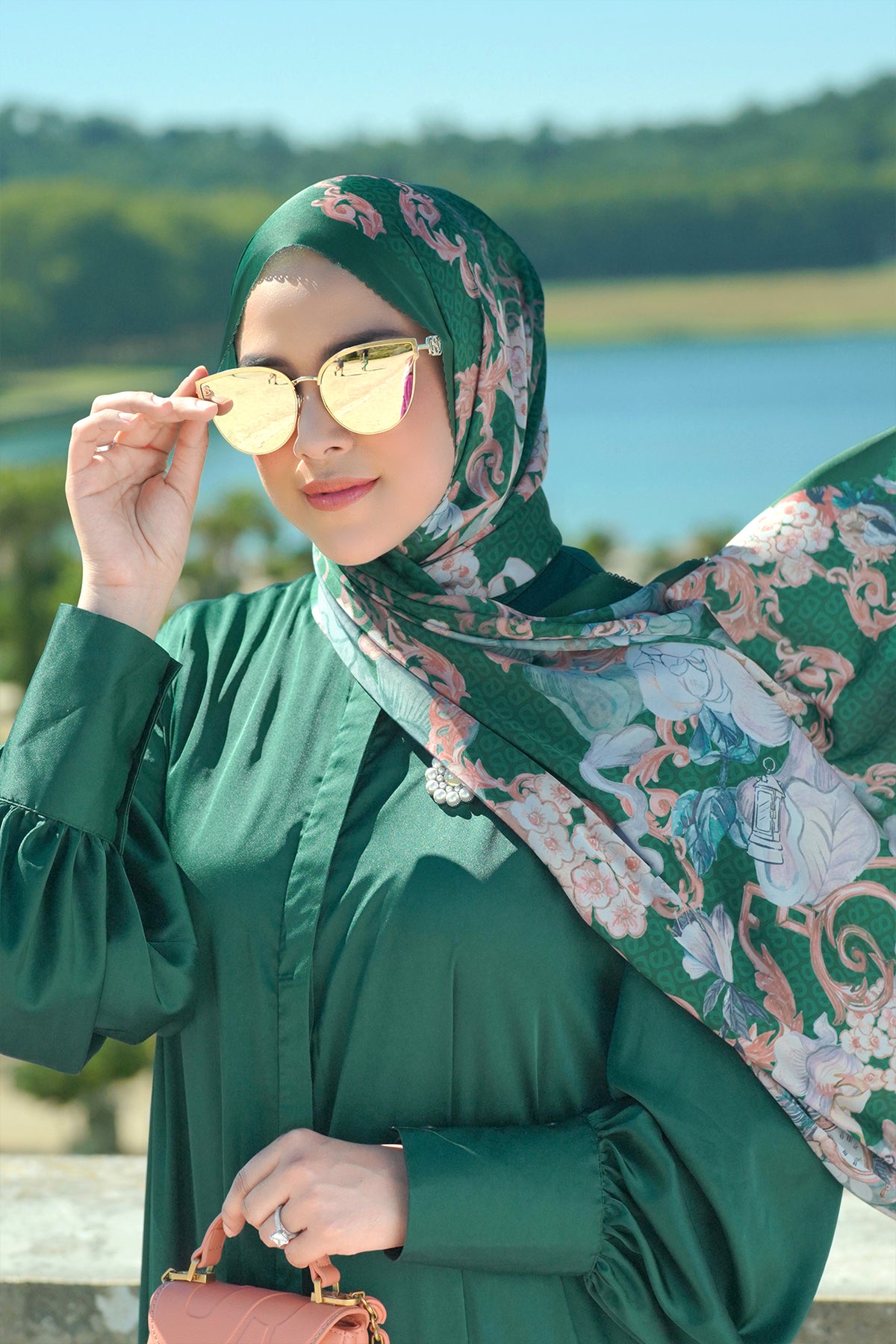 The Wonderland Satin Shawl - Garden