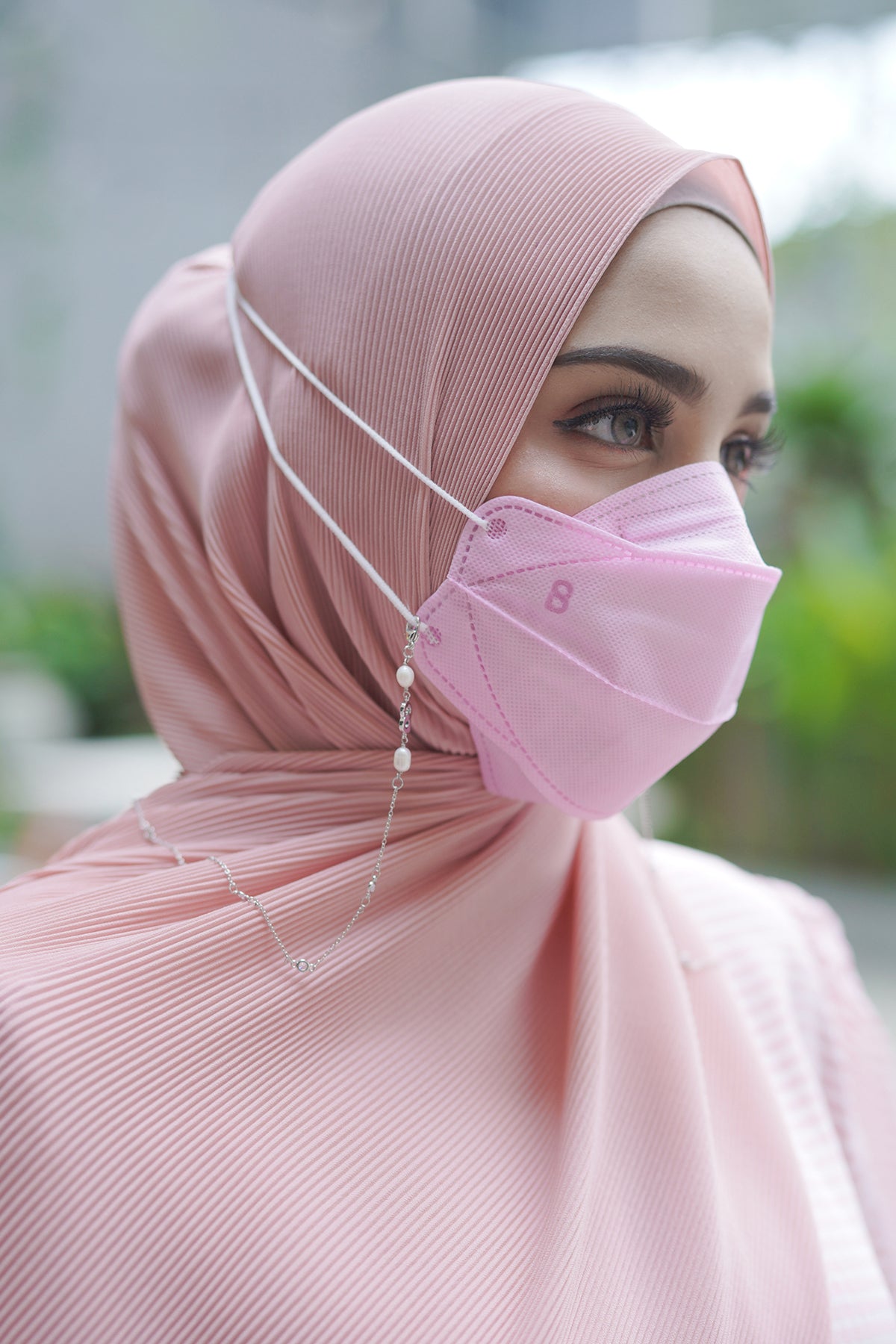 Buttonscarves Disposable Mask - Pink