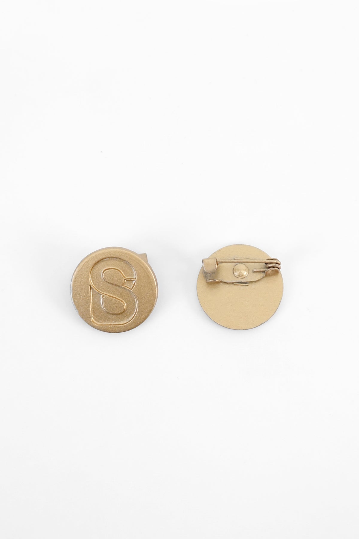 Round Signature Brooch Gold Matte