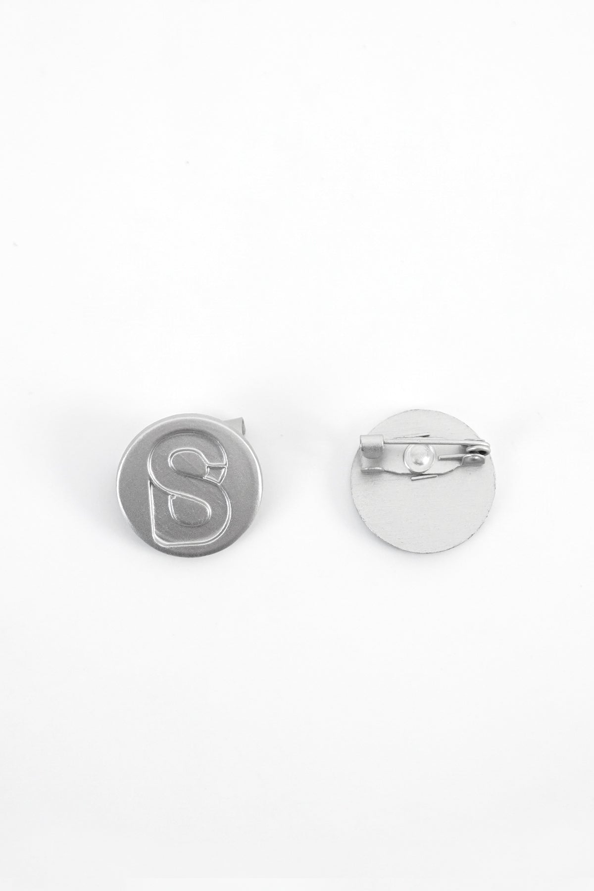 Round Signature Brooch Silver Matte