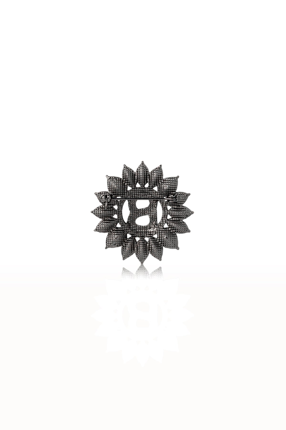 Siera Brooch - Black