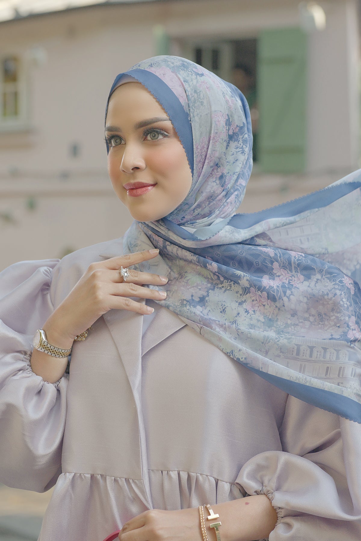 The Parisian Satin Shawl - Mer