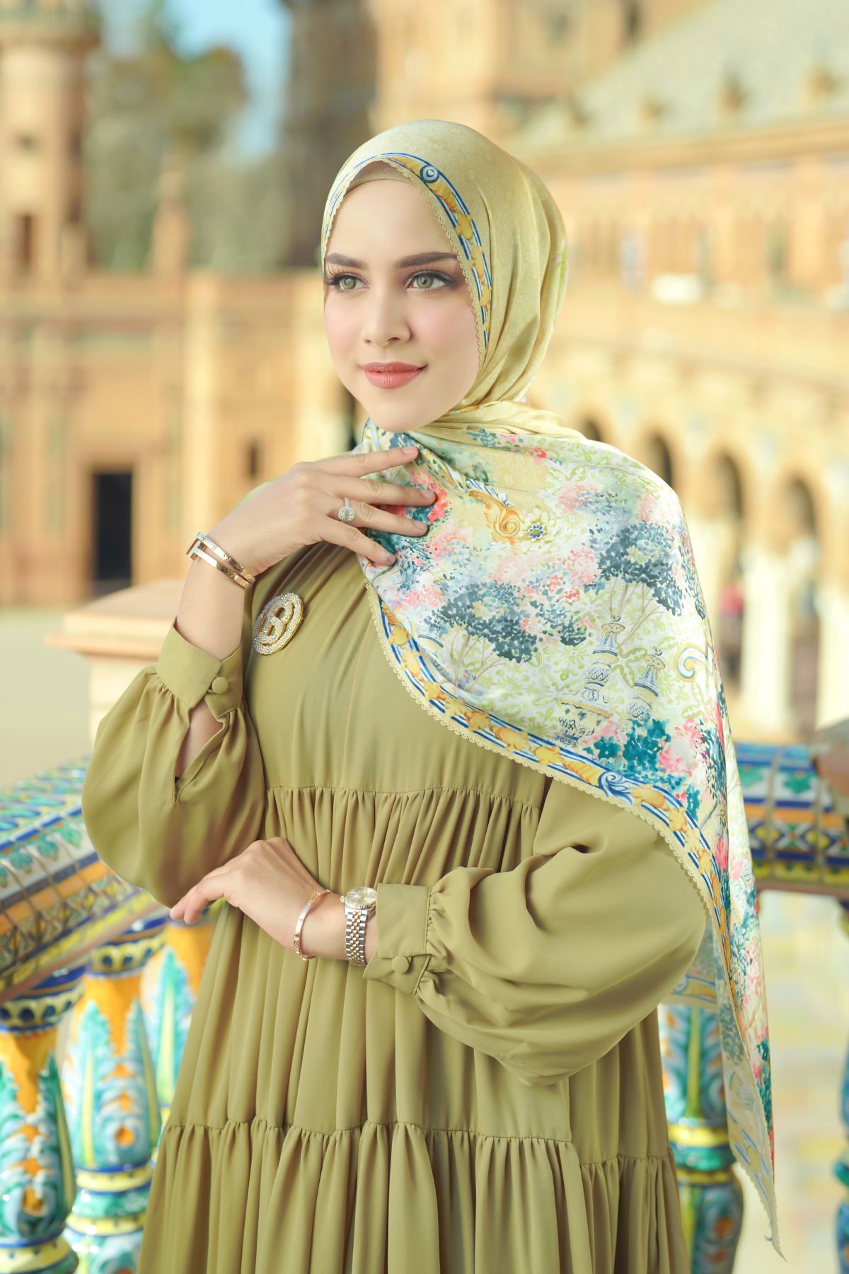 The Sevilla Satin Shawl - Butter